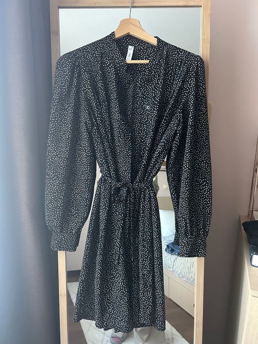 Черна рокля Mango, размер S