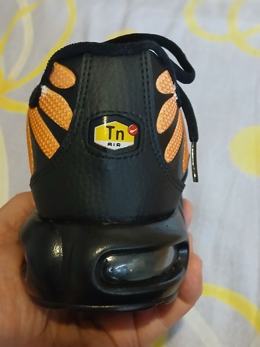Маратонки NIKE ШОК ЦЕНА