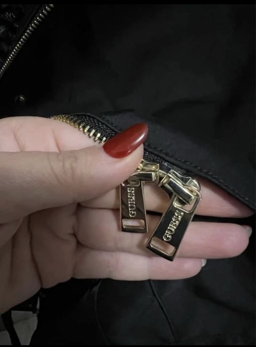 Geaca Guess model Parka- Marimea M(42)