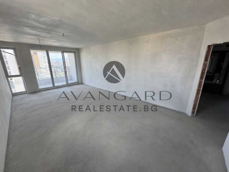 Продава се Тристаен апартамент в Пловдив, Тракия - 125 кв.м за 1600 €/кв.м - Снимка #1