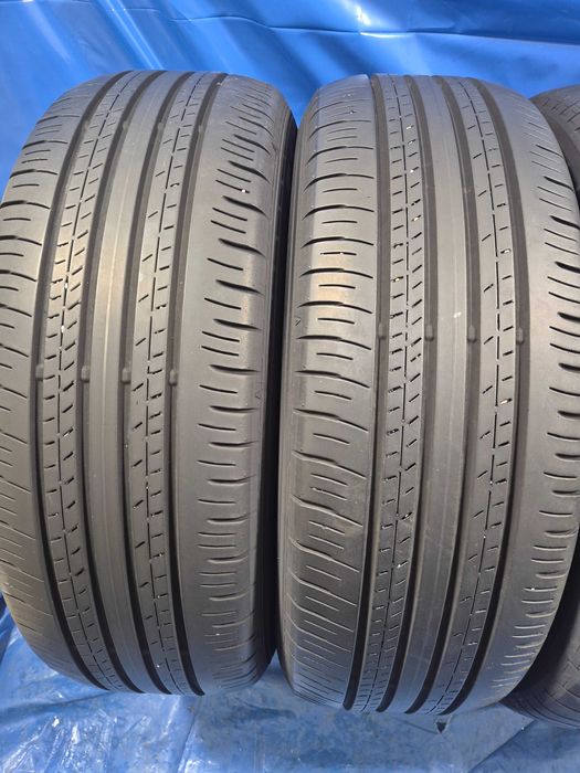 225/60/18 100h Dunlop