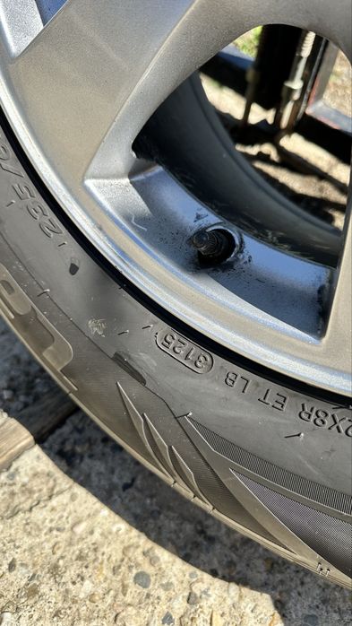 235/65/r17 iarna lauffen volvo