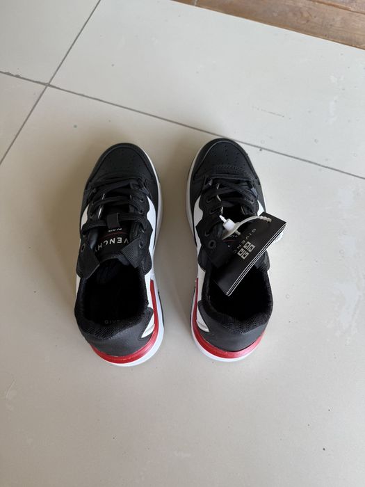 Обувки Givenchy 40-42