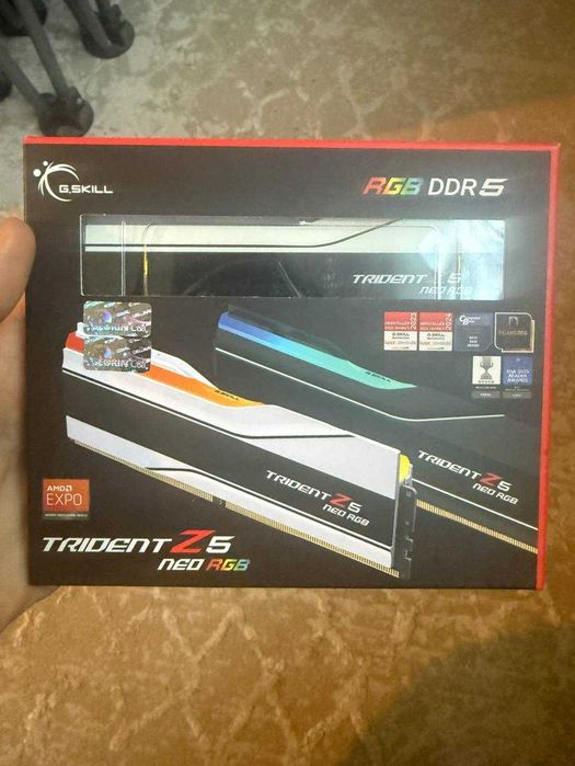 ОЗУ DDR-5 DIMM 32 GB 6000 MHz G.SKILL Trident Z5 neo rgb, БЕЗ ТОРГА
