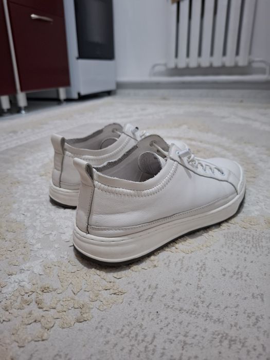 Продам кеды от Mattini