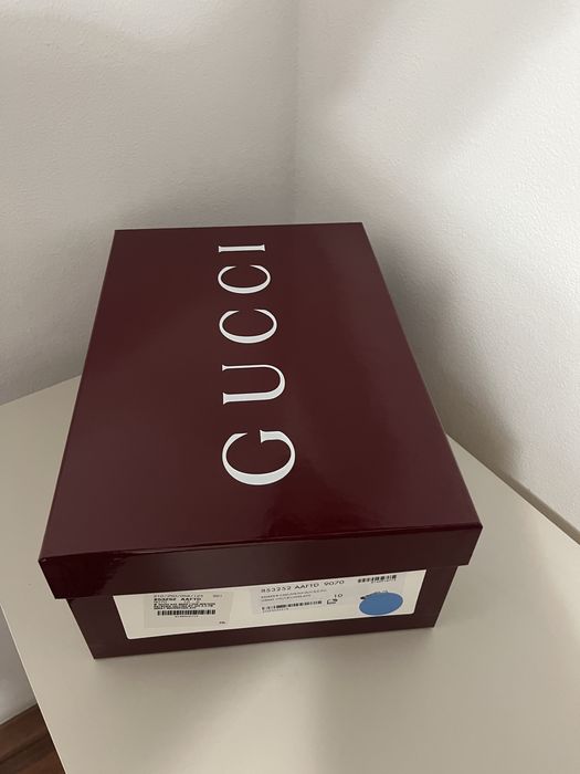 Vand papuci Gucci
