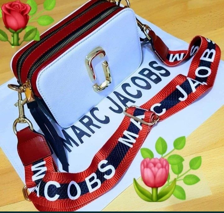 Geanta damă M Jacobs/model crossbody, saculet, etichetă