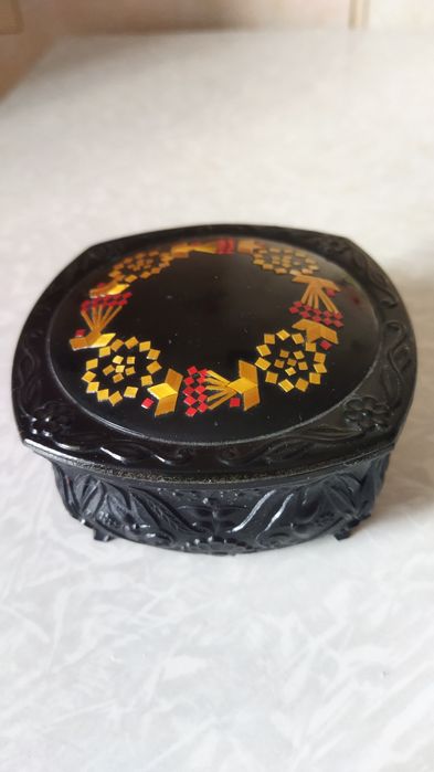 Шкатулка для украшений