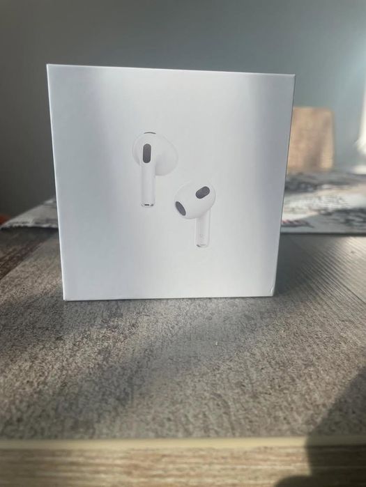 Apple airpods чисто нови