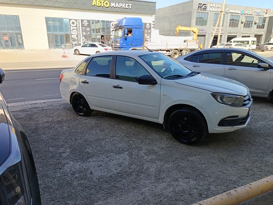 17 титан продаётся 90.000