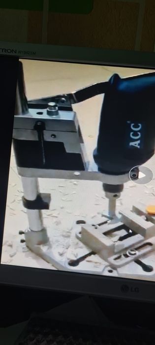 Сверлильный станок