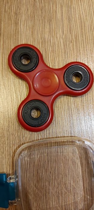 Комплект пособия за училище, гумички, будилник, ножичка, спинер, 20 лв