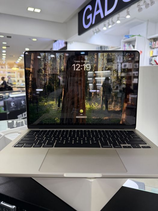 MacBook Air 13 М4 16/256/100% 8 цикл