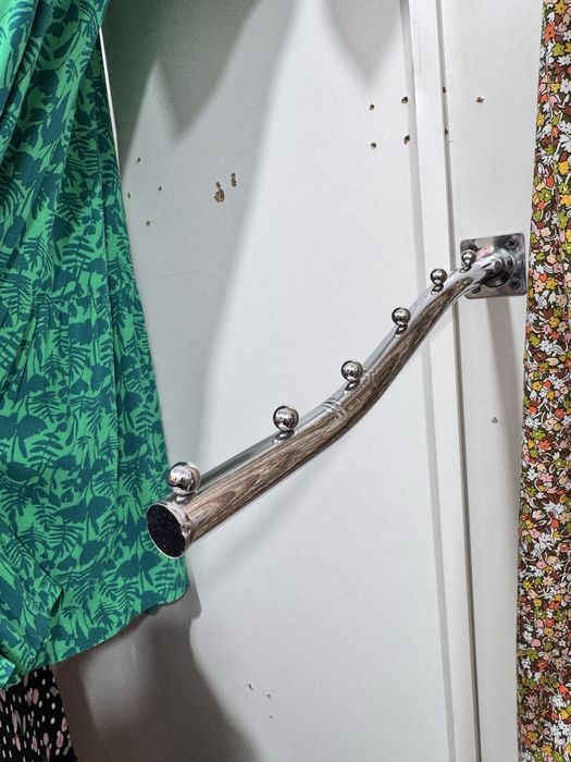 Кранштейны для одежды