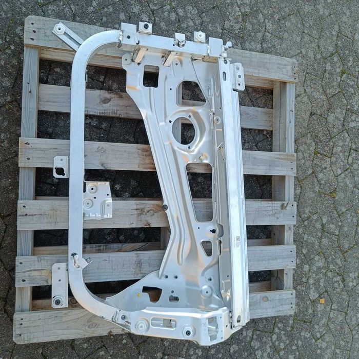 Предна лява врата BMW I3