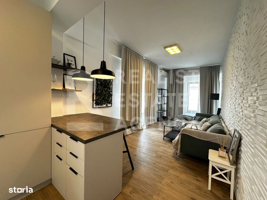 Închiriere, Apartament 2 camere + terasă+ loc de parcare