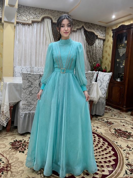 Oqshom libosi tòy marosimlar uchun