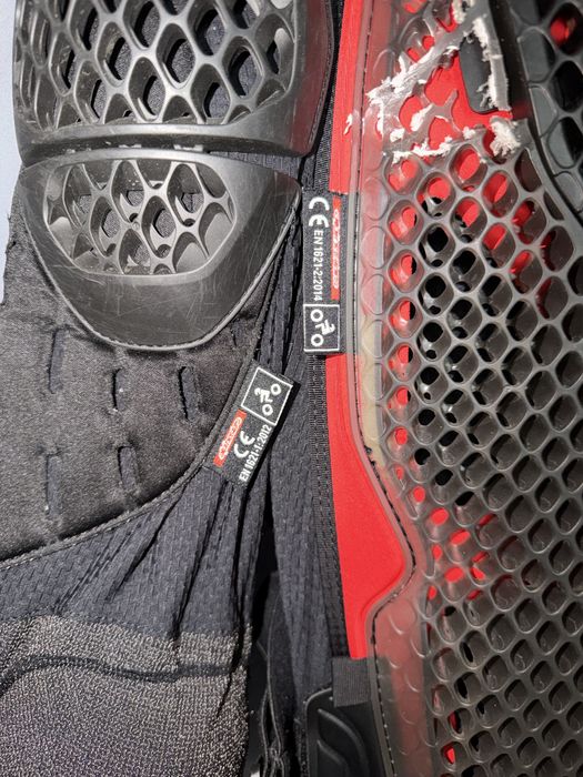 Armura Alpinestars bionic tech v3, S