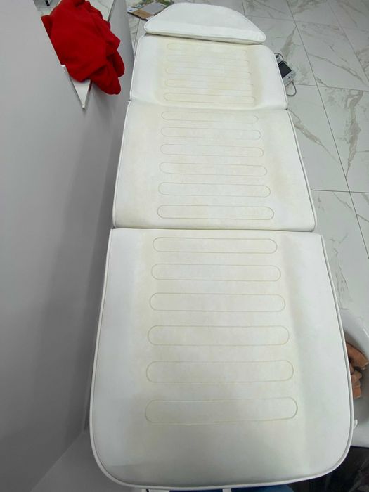 Козметична кушетка