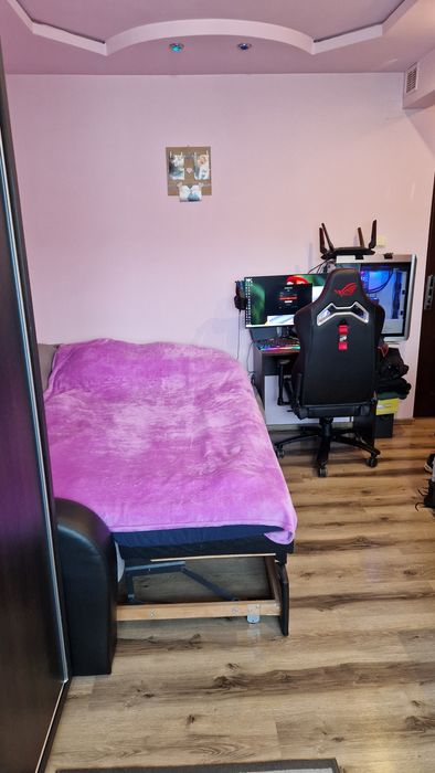 Garsonieră de vânzare – etaj 3/4, complet mobilată și utilată