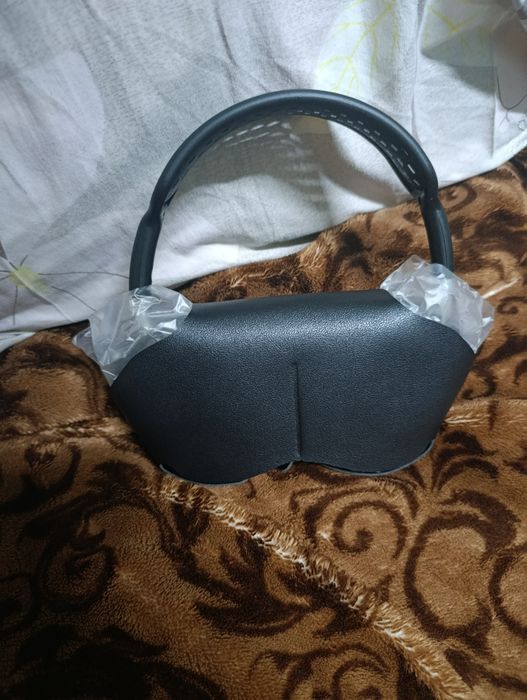 Air pods max holati ideal olinganiga 1 kun boldi