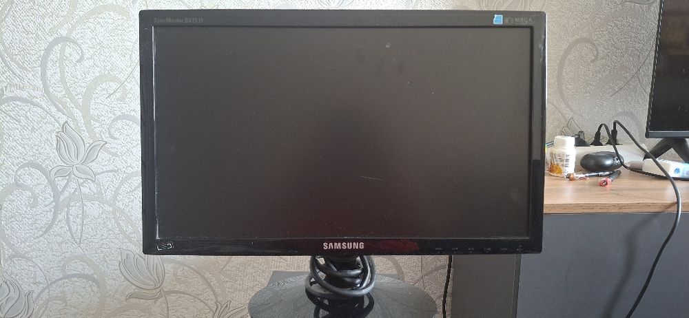 Продаётся  Теливзор 5000. Компьютер 5000