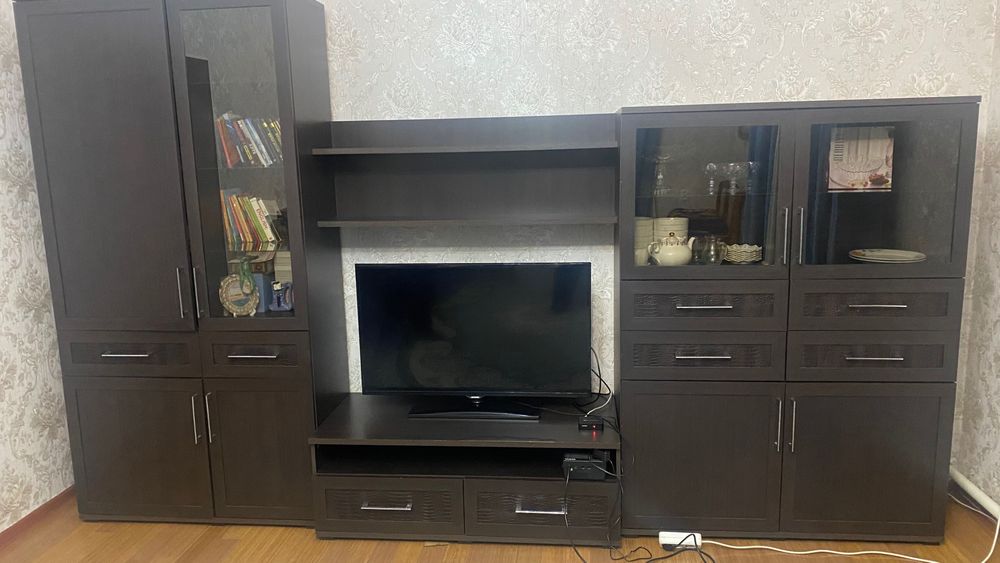 Продам стенку для гостиной