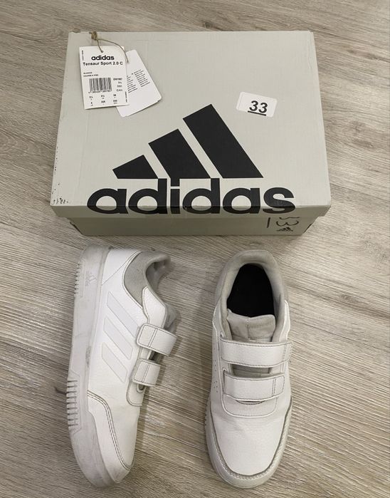 Adidas оригинал размер 35-36 кроссовки