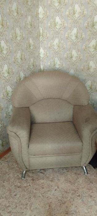 Продам малый диван и кресло