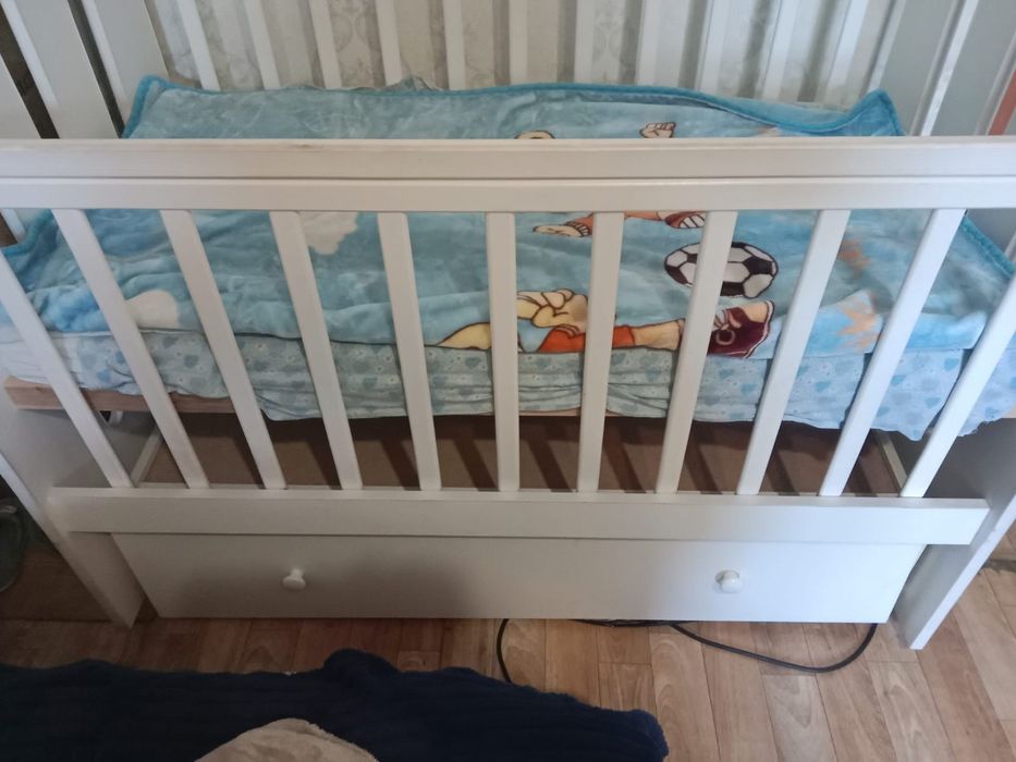 Кровать манеж для малыша