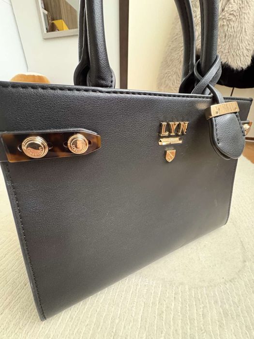 LYN black Handbag
