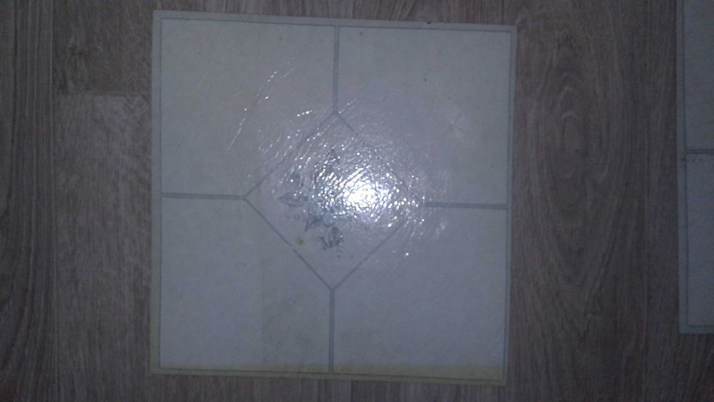 Плитка ПВХ . Размер: 300 Х 300