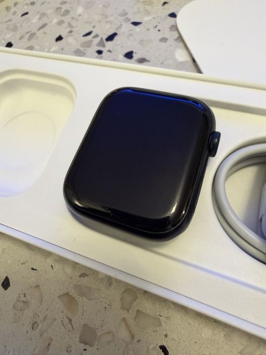 Apple Watch seria 8 44mm