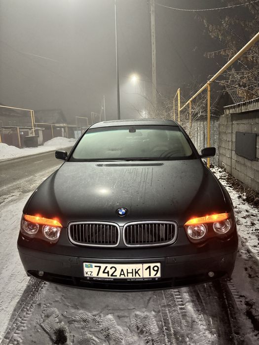 BMW 745 в идеальном состоянии