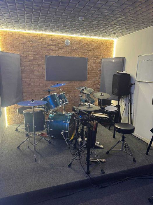 Уроки игры на барабанах/ударной установке