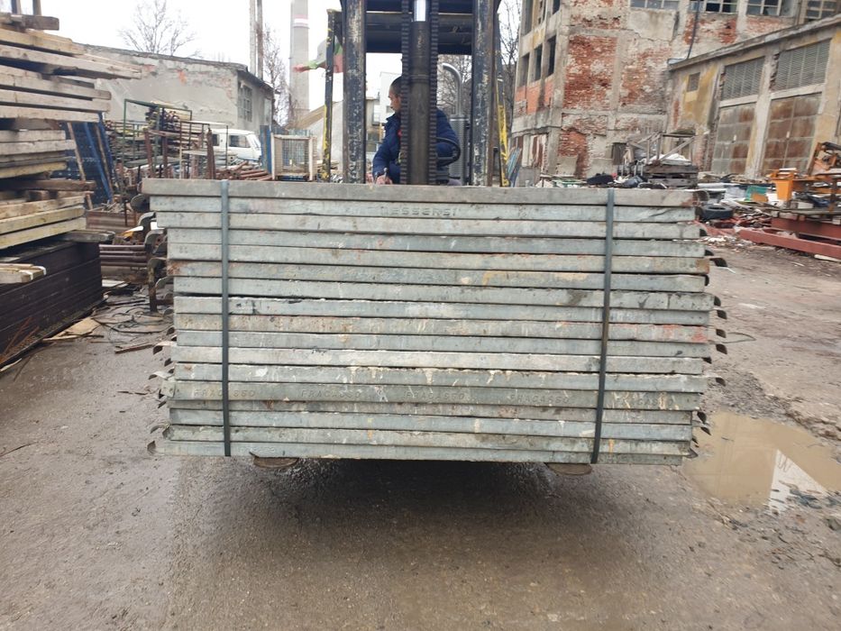 Продажба на пътеки за италянско скеле