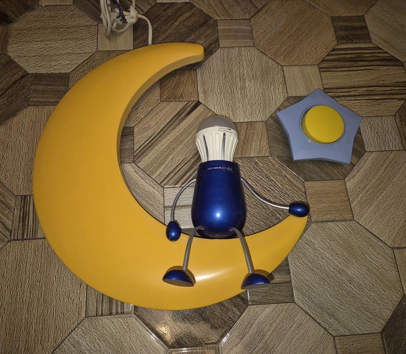 Set Lustra/ Aplica si intrerupator camera copii  ceva deosebit de calitate