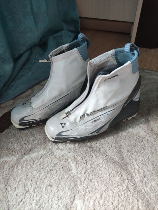 Лыжные ботинки Fischer