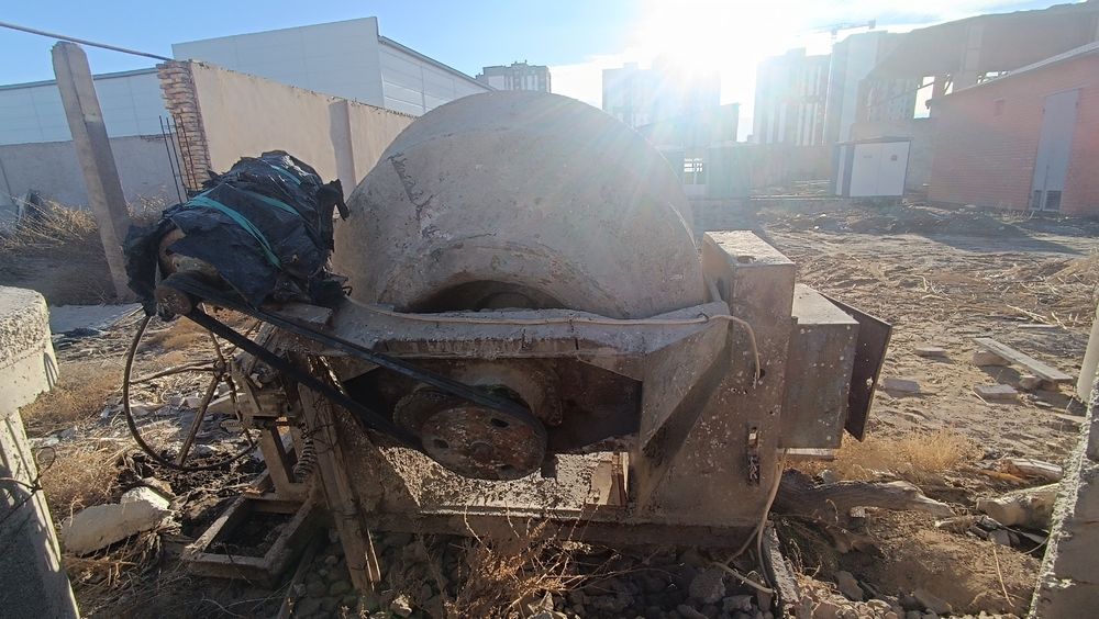 Бетон мешалка сатылады