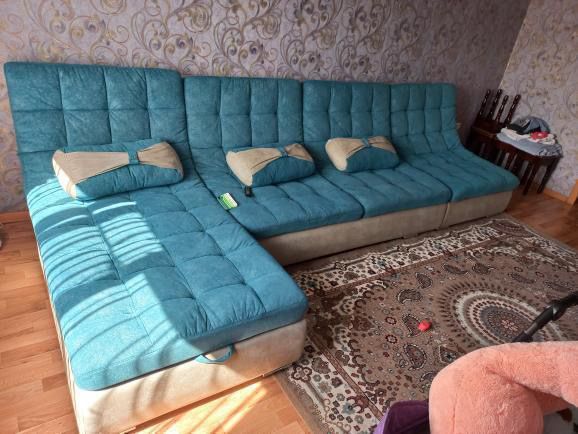 Продам диван угловой