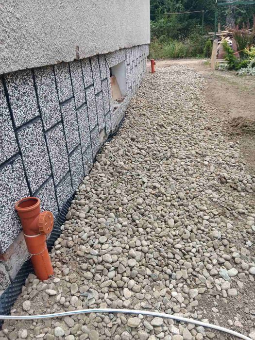 Предлагам услуги с багерче