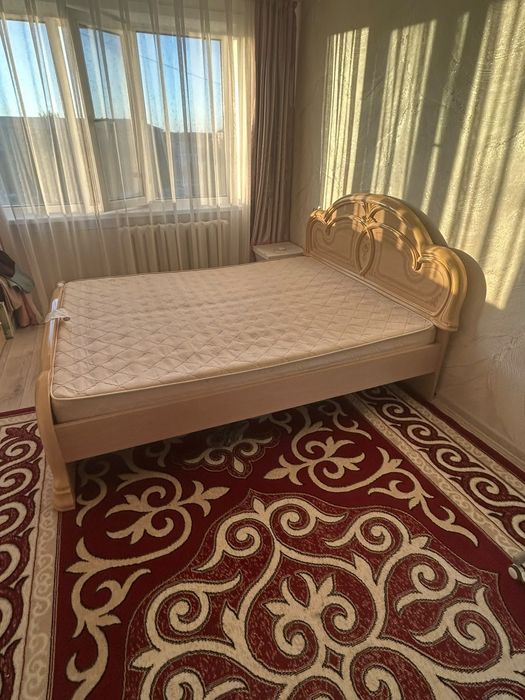 Спальный кровать