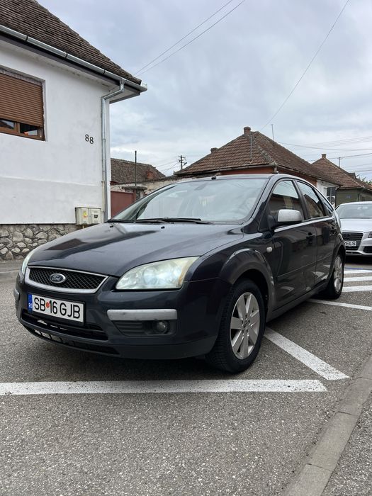 Vand sau schimb Ford Focus 2 1.8tdci