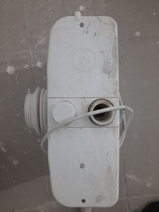 Продам бытовую автоматическую канализационную насосную станцию с измел