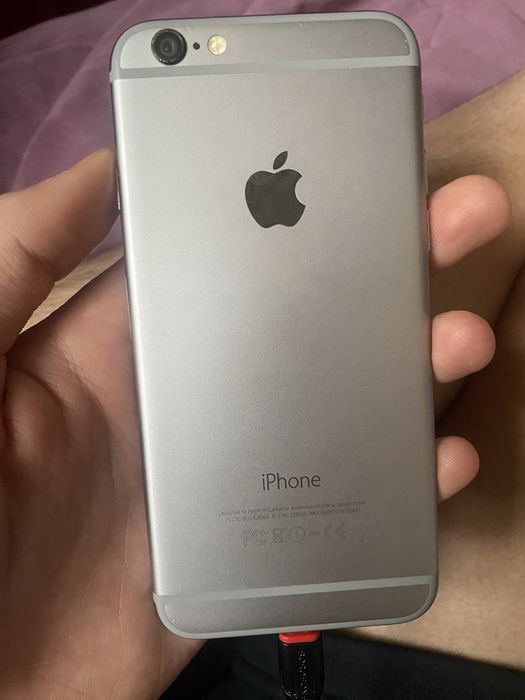 Iphone 6s  يبحيكيجييجيميبحيسسنينينين