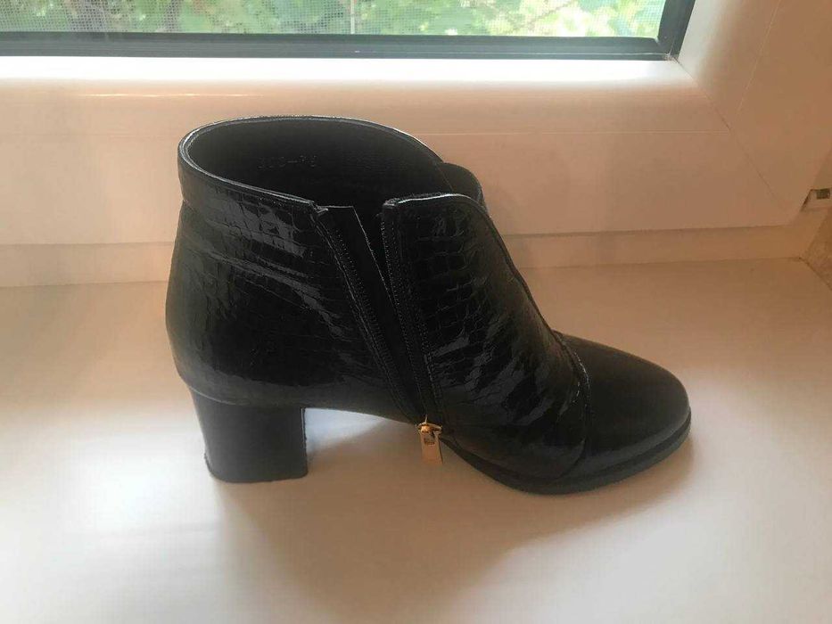 Ботинки турецкие кожанные (лаковые)