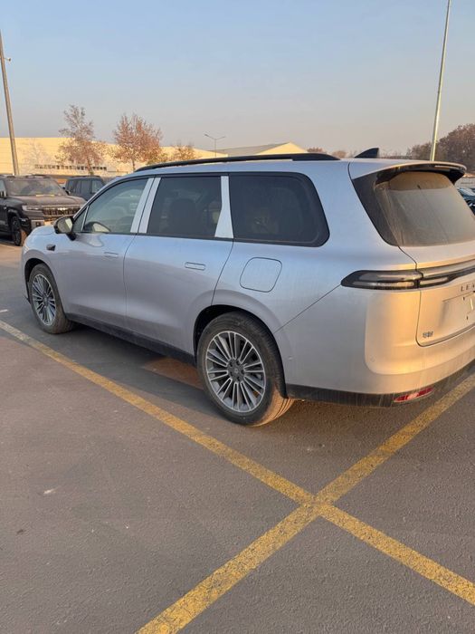 Leapmotor C16 EV 520 km 2 позиция без доп янги без пробег в наличии