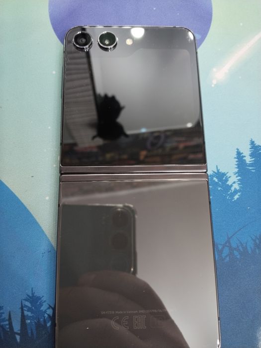 Samsung z-flip 5 (512 gb )