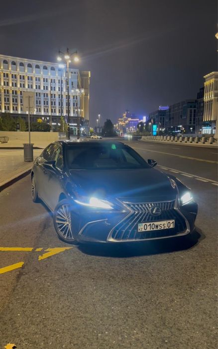 Lexus es350 Передние фары с блоком оригинал