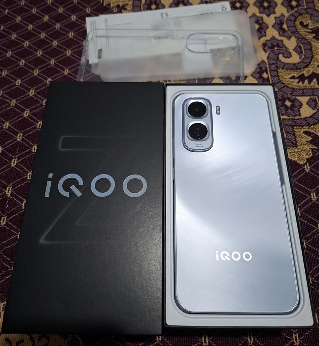 Мощный iQOO Z11 5G, память 16/256